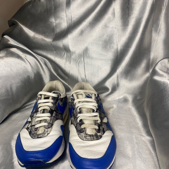 Nike air maxs - Picture 2 of 14